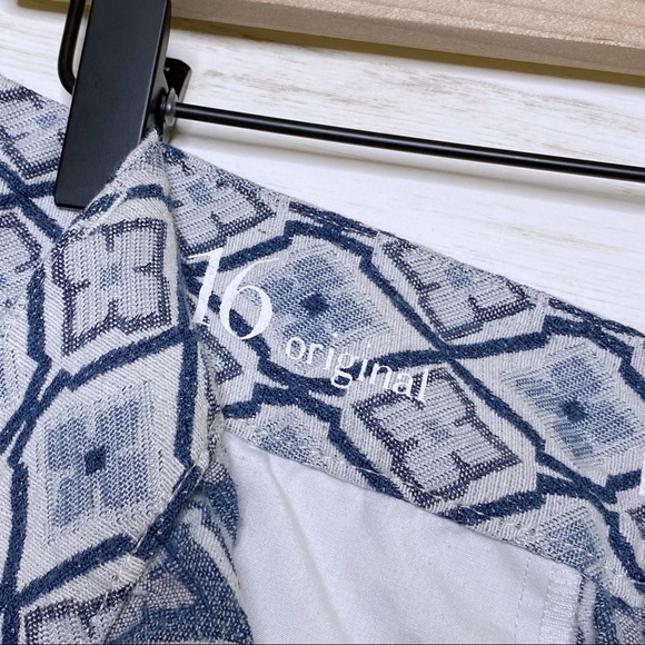 Loft Blue Diamond Textured Twill Shorts - Size 16 - Picture 3 of 8